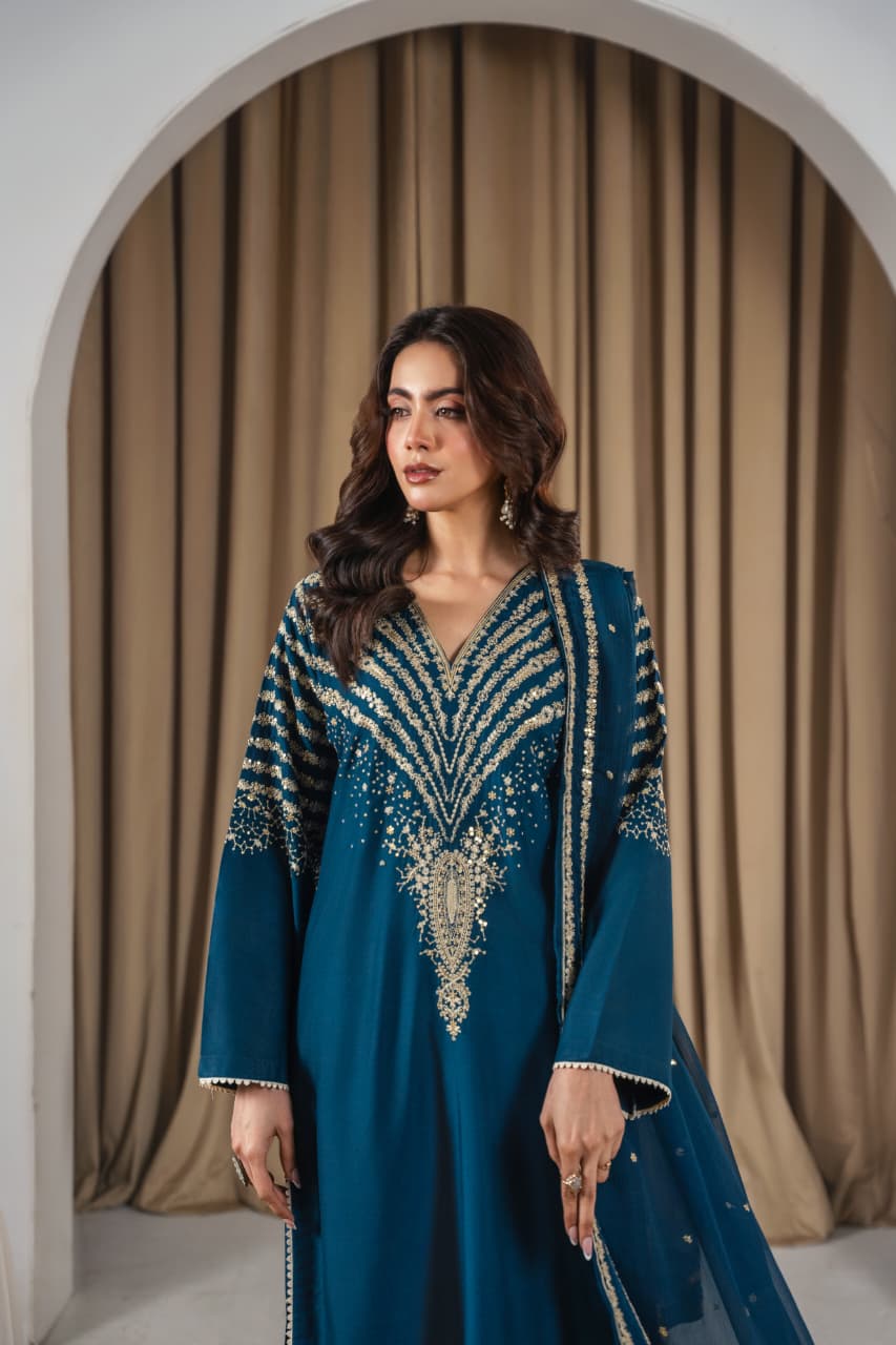ZINC PEACOCK 3PC