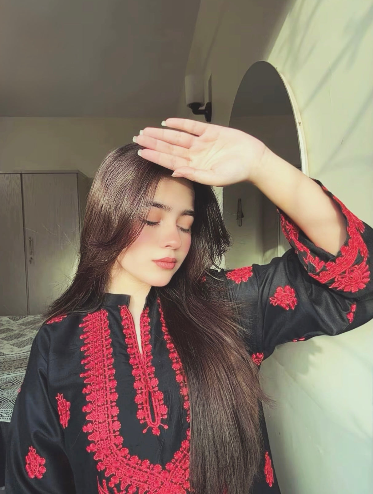 KOMAL 2PC