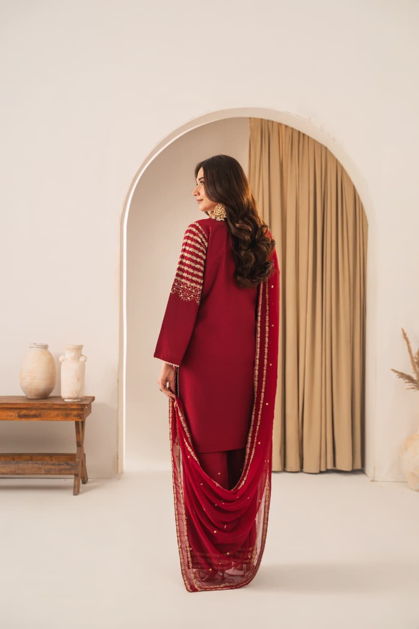 MAROON PEACOCK 3PC