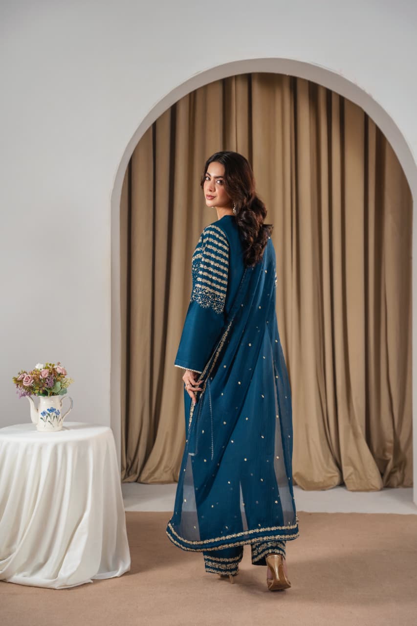 ZINC PEACOCK 3PC