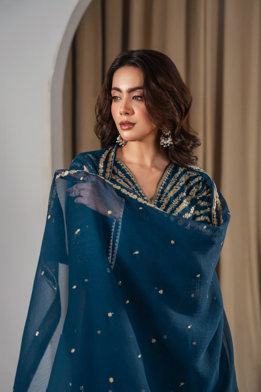 ZINC PEACOCK 3PC