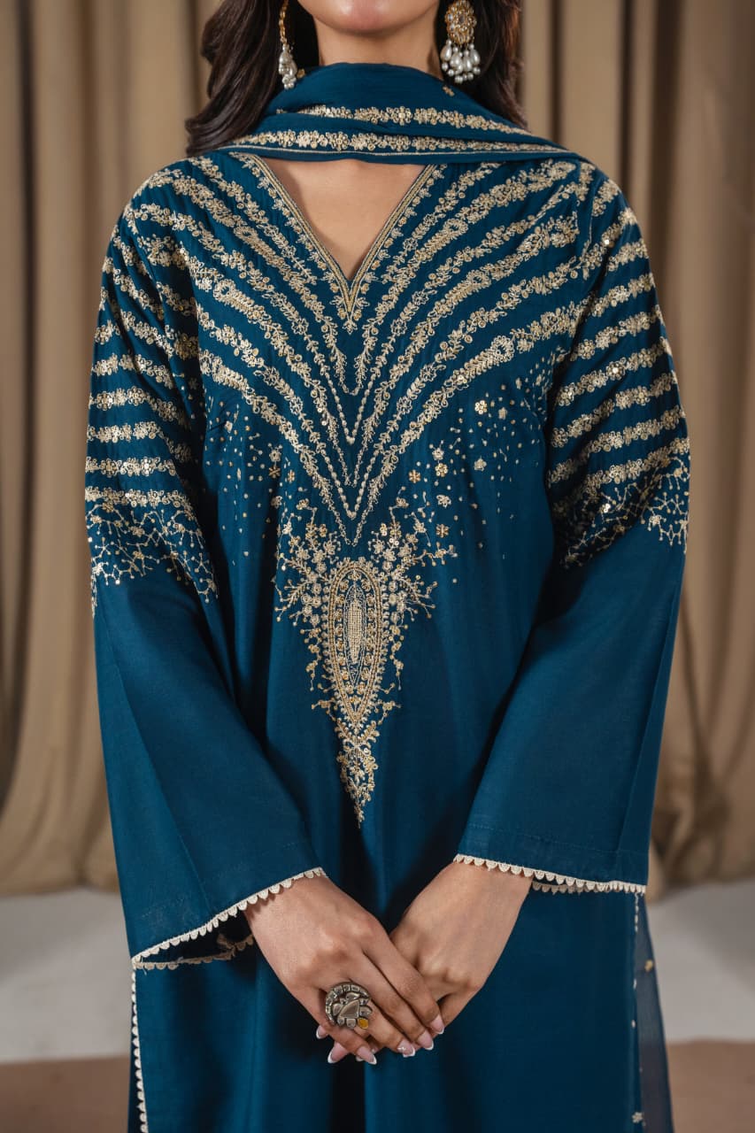 ZINC PEACOCK 3PC