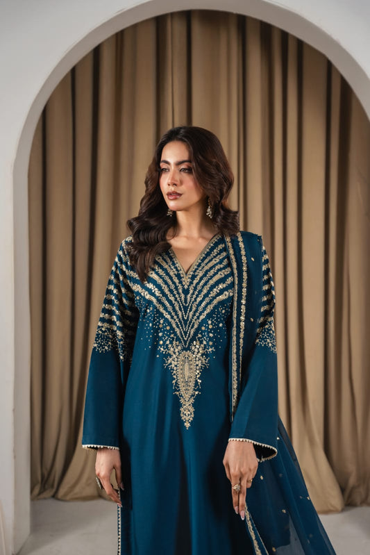 ZINC PEACOCK 3PC
