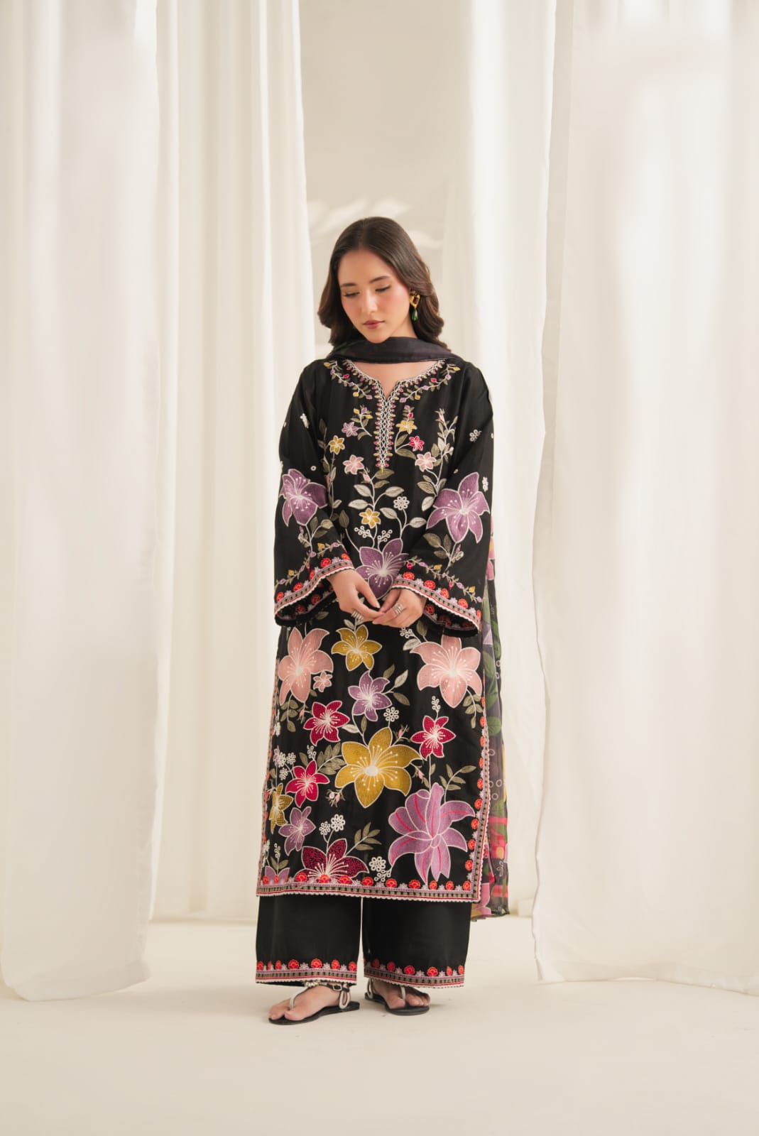 ISHQ BLACK 3PC