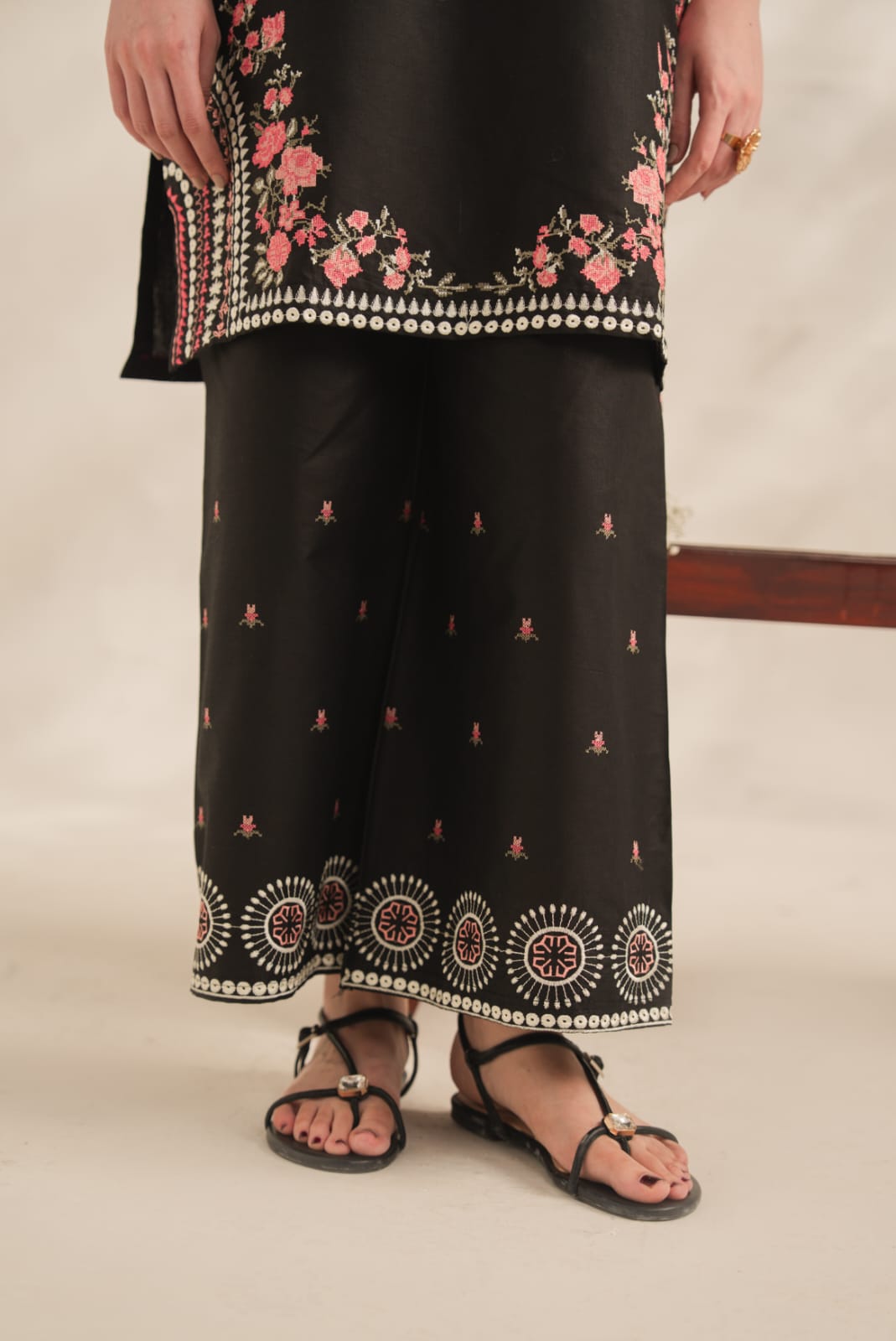 BLACK ROLL 2PC